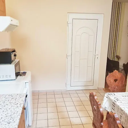 Megyer Apartman 公寓 Hévíz